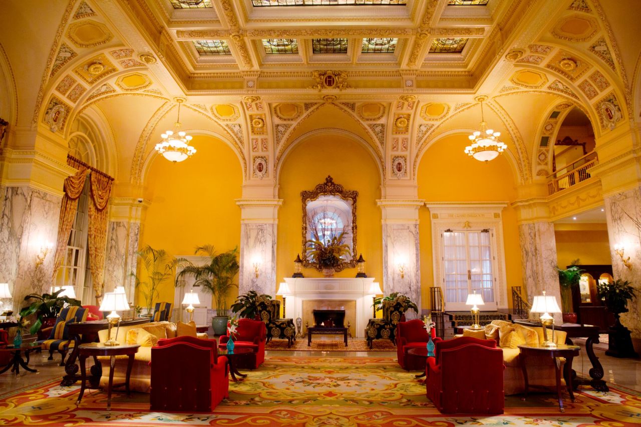 Before its recent redesign, the lobby at The Hermitage Hotel featured a more traditional palette.
