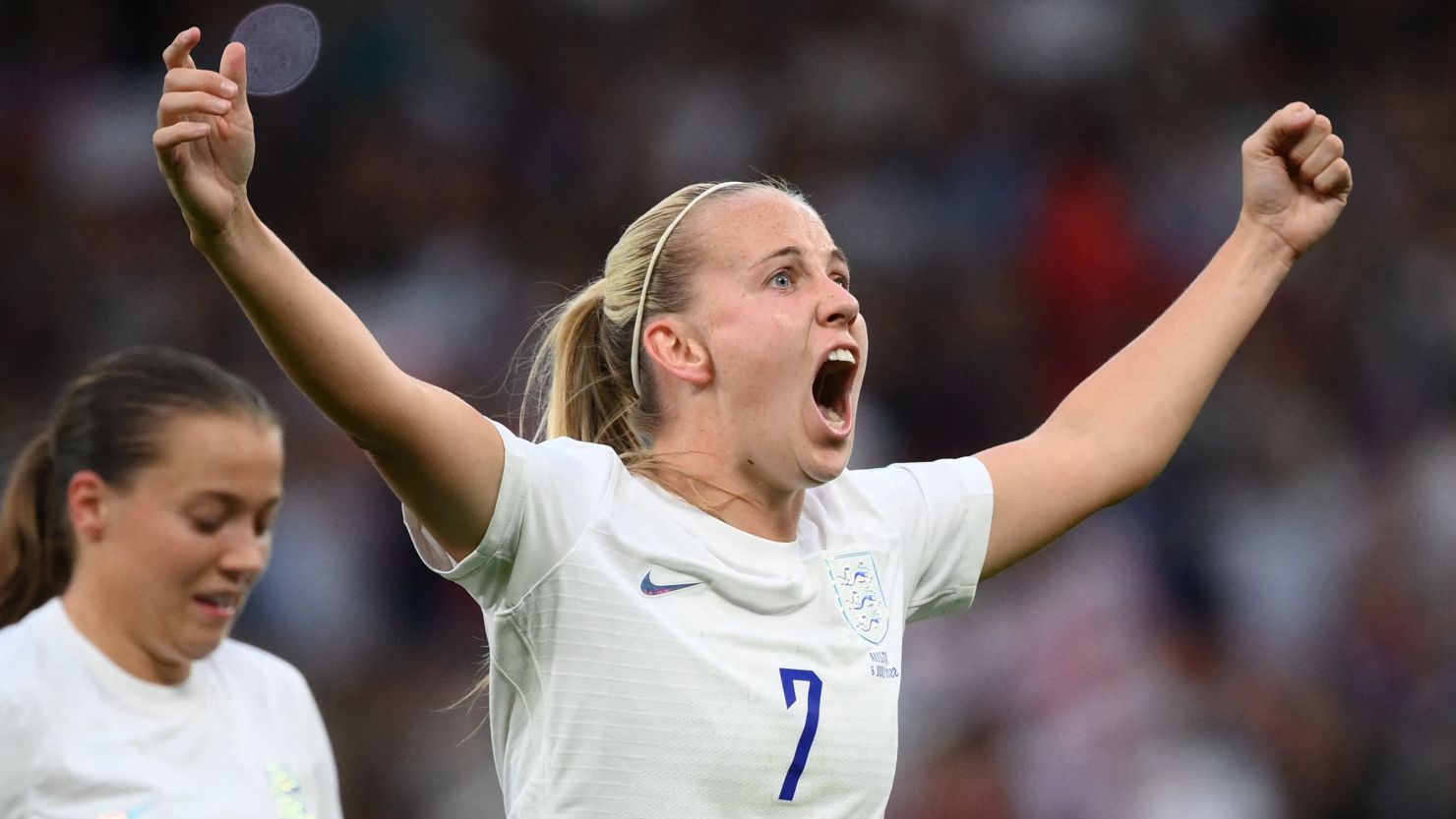 Beth Mead's goal was the difference between the sides on a tense night at Old Trafford.