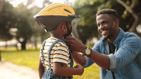 underscored bike helmet lead