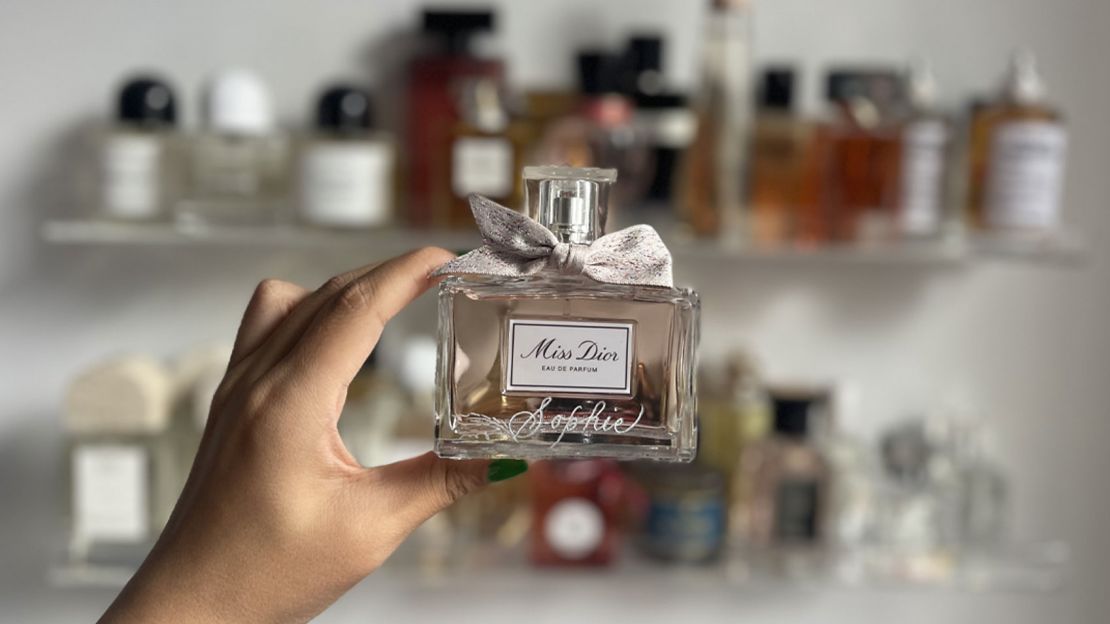 I know this smell anywhere, it's one of the most delicious scents! Lou
