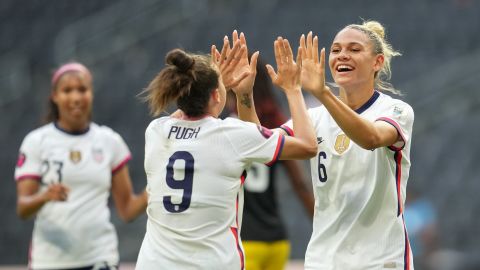 MONTERREY, MEXICO - JULY 7: Trinity Rodman #6 of the United States celebrates scoring with Mallory Pugh #9 during a game between Jamaica and USWNT at Estadio BBVA on July 7, 2022 in Monterrey, Mexico. (Photo by Brad Smith/ISI Photos/Getty Images)