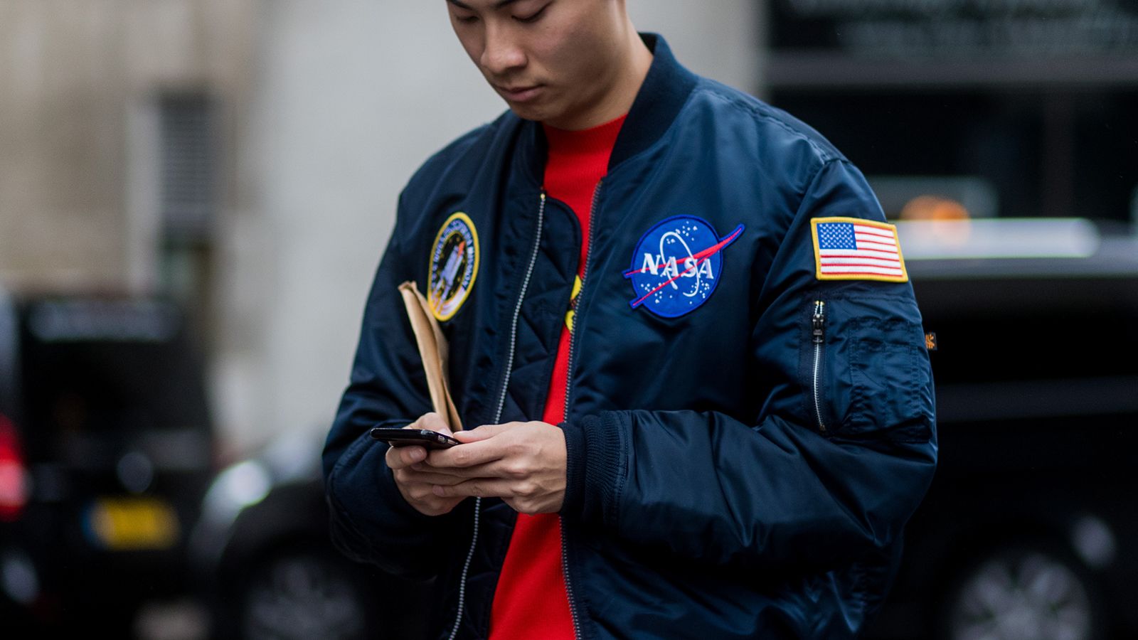 Why everyone's wearing NASA-branded clothes | CNN Business