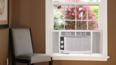 Black + Decker Window Air Conditioner