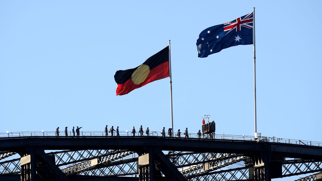 01 aboriginal flag sydney harbour bridge
