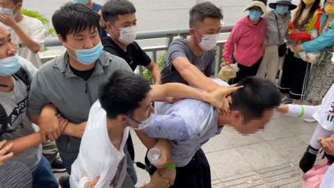 04 Zhengzhou protest