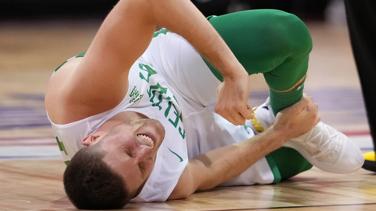 Ryan injured his knee while shooting the game-winner but later said he had just tweaked it.