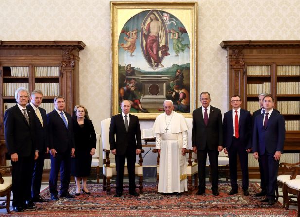 Francis receives Russian President Vladimir Putin and his delegation in July 2019.