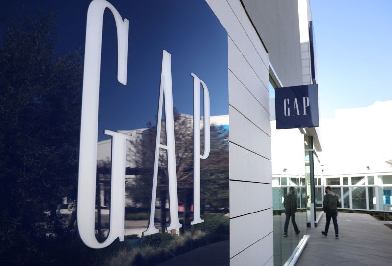 Gap affiliated clearance stores