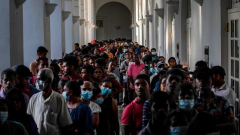 People throng President Gotabaya Rajapaksa's official residence three days after it was stormed by anti government protesters in Colombo, Sri Lanka, on July 12.