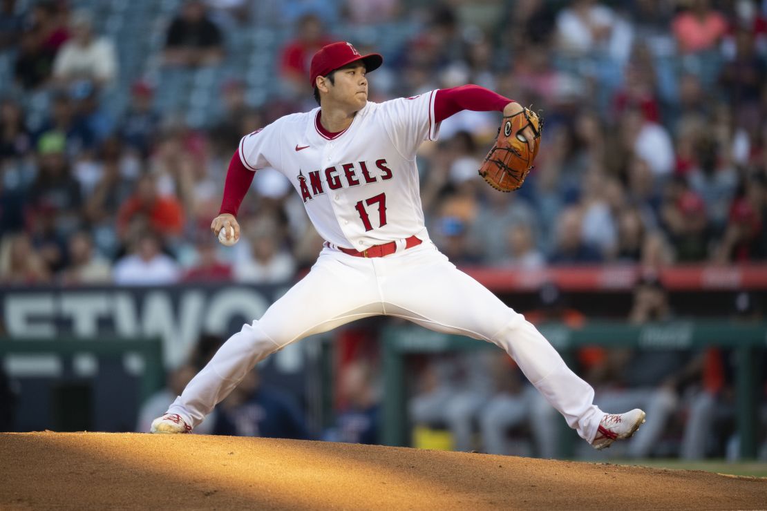 Ohtani pitching against the Astros.