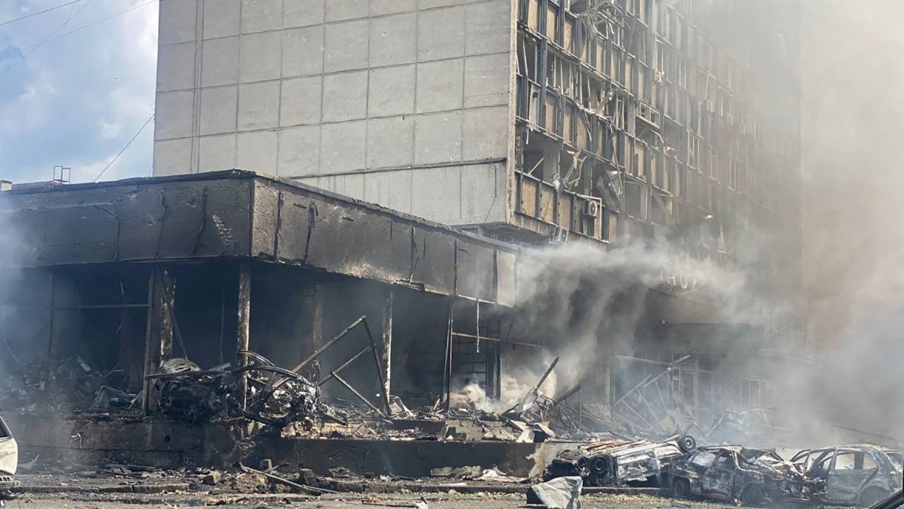 A view shows smoke rise from a destroyed building at the site of a Russian military strike, as Russia's attack on Ukraine continues, in Vinnytsia, Ukraine July 14, 2022. Press service of the State Emergency Service of Ukraine/Handout via REUTERS ATTENTION EDITORS - THIS IMAGE HAS BEEN SUPPLIED BY A THIRD PARTY.