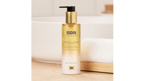 Isdin Essential Cleansing Oil
