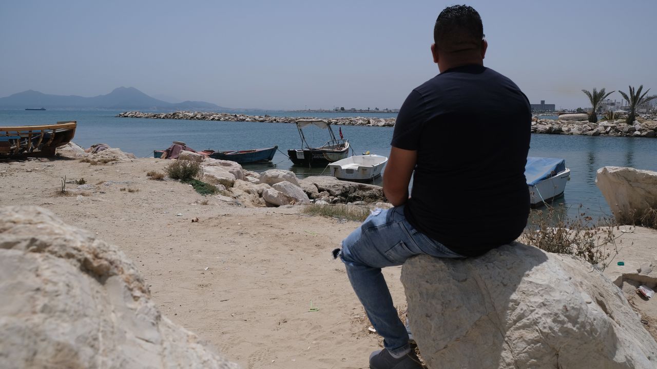 A smuggling kingpin, who spoke to CNN on condition of anonymity, acknowledged the trips he organizes are dangerous.