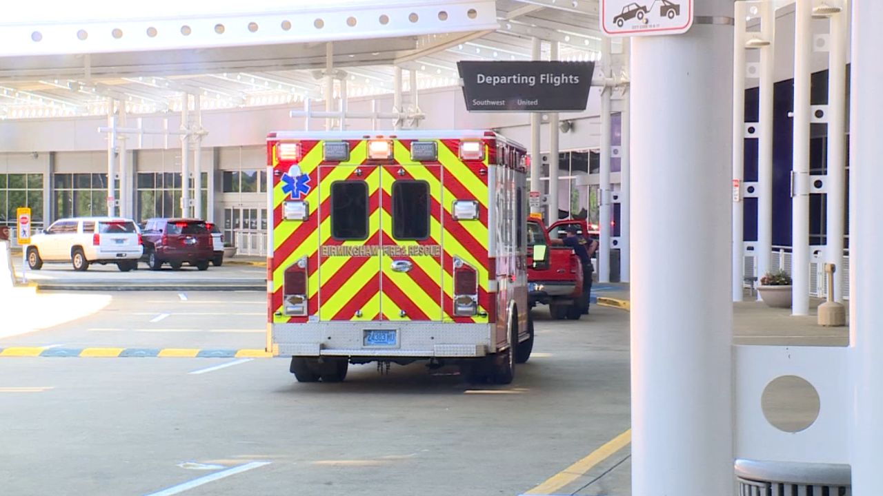 American Airlines turbulence 8 people were hospitalized with minor