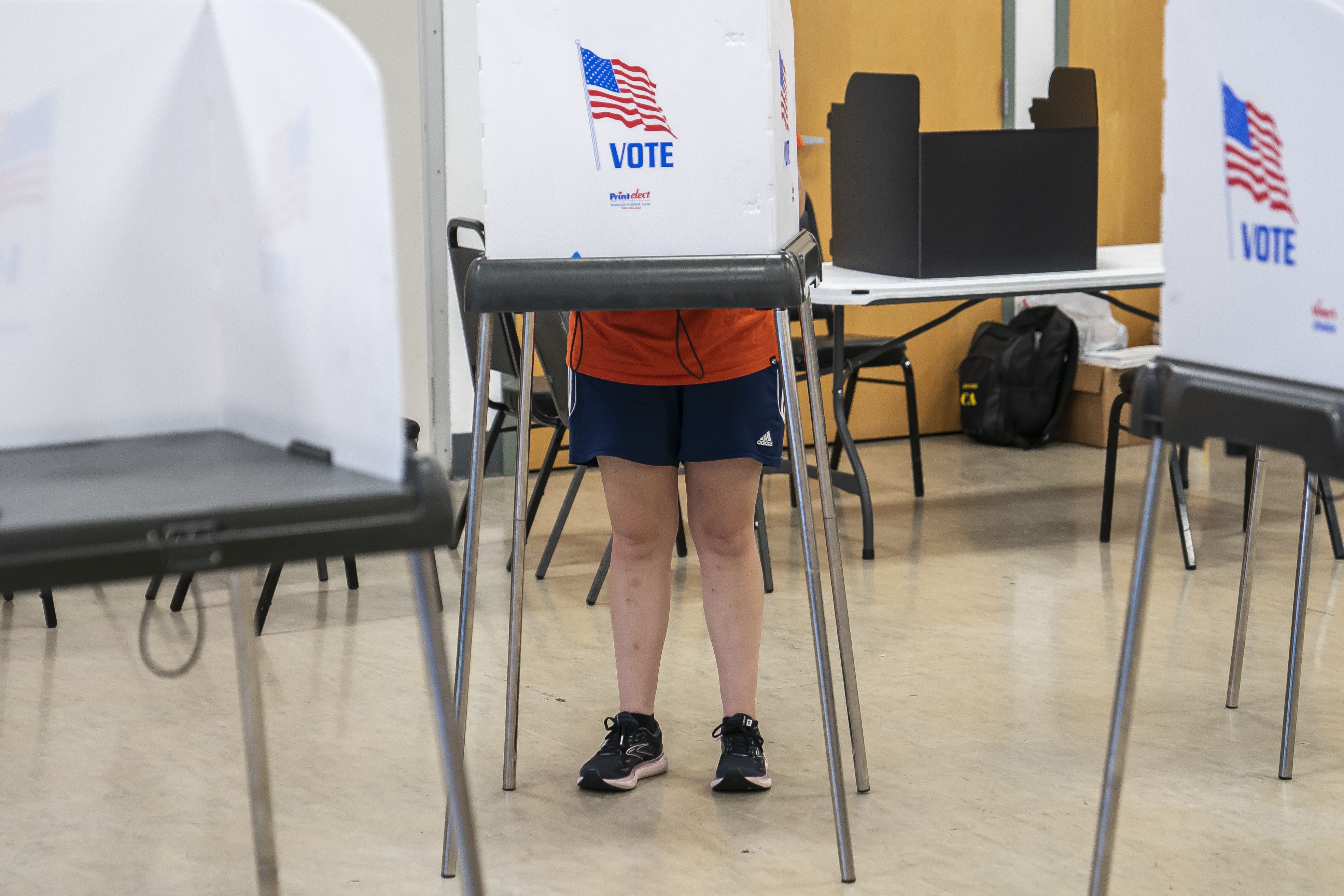 Early Voters Go To The Polls In Mass., Voice Concerns Over Getting