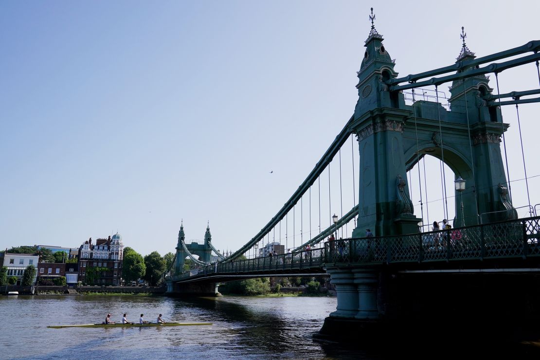The Hammersmith Bridge in London, built in 1887, was closed to all users in August 2020 due to cracks in the pedestals after a heat wave.