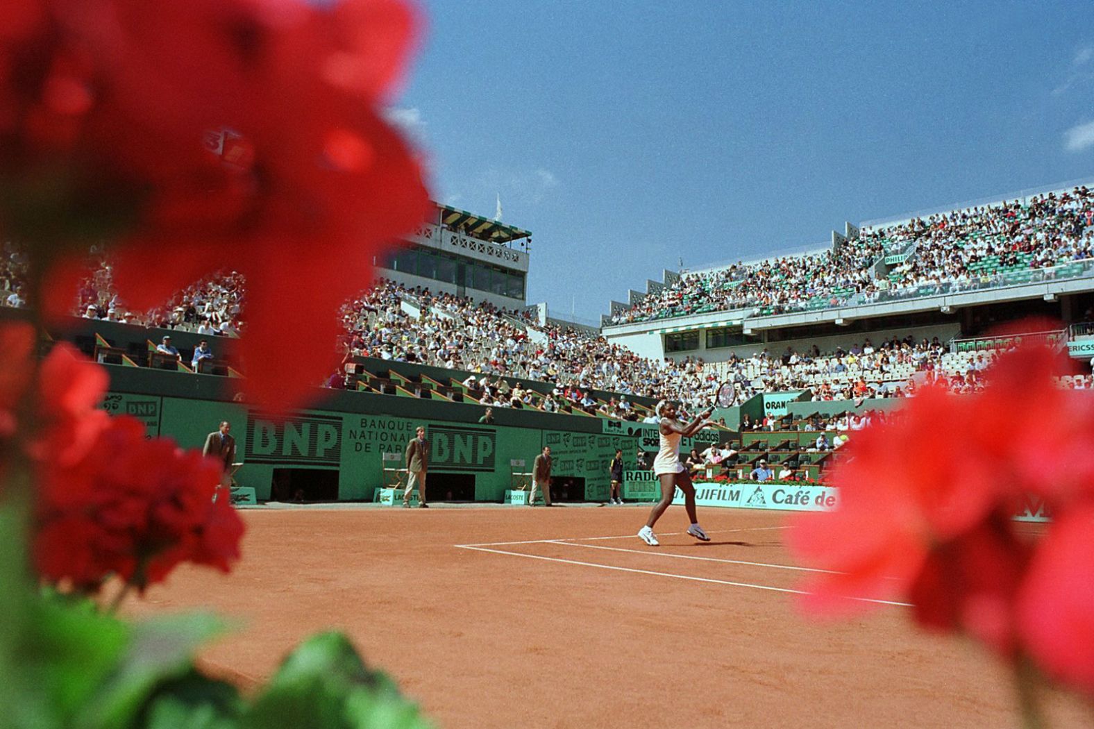 Serena plays at the French Open in 1998. She made it to the fourth round.