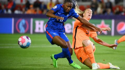 French forward Kadidiatou Diani vies with Dutch defender Stefanie van der Gragt.