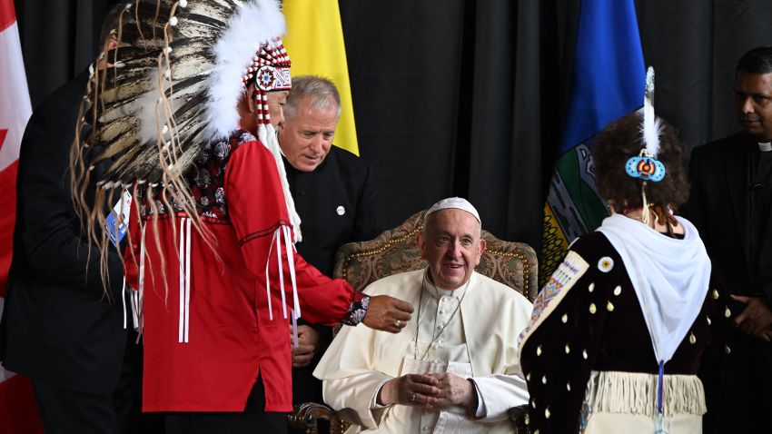 pope visits canada