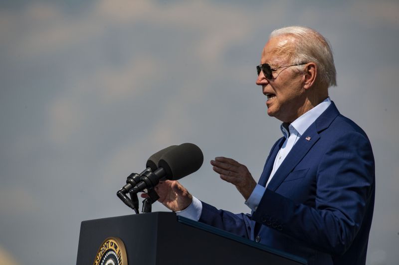 Biden Signs Bill Boosting US Chip Manufacturing As He Kicks Off Victory ...