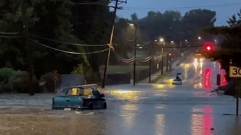 St. Louis At least 1 killed as widespread flash floods caused by