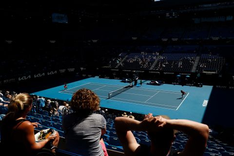 Williams plays Osaka in the Australian Open semifinals in 2021.