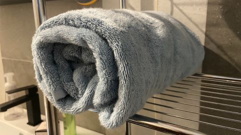 Oura Alta Towel