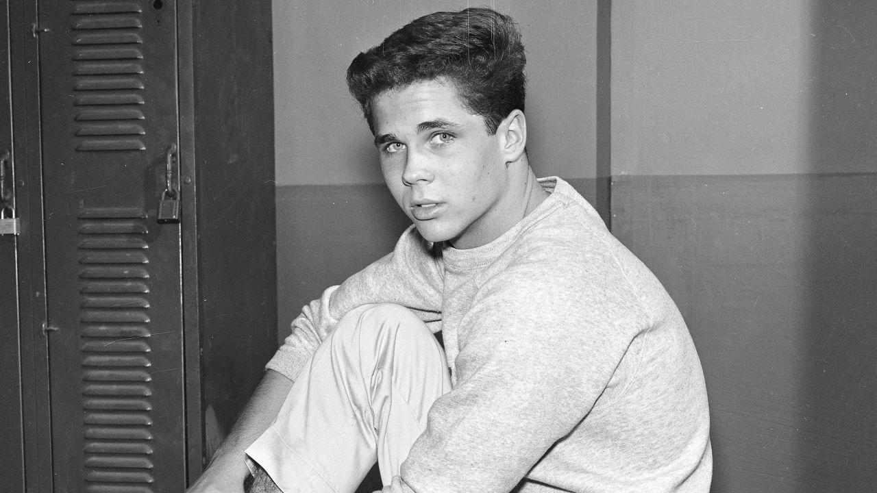 UNITED STATES - AUGUST 27:  LEAVE IT TO BEAVER - "Wally's Track Meet" 1/28/61 Tony Dow  (Photo by ABC Photo Archives/Disney General Entertainment Content via Getty Images)