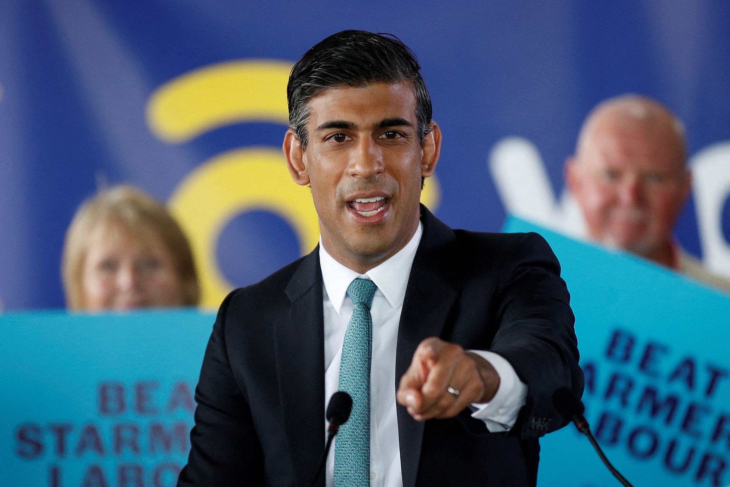 Britain's new prime minister: Rishi Sunak, rich ex-banker who will be first person of color to lead UK | CNN من سيقود بريطانيا في 5 سنوات القادمة ؟