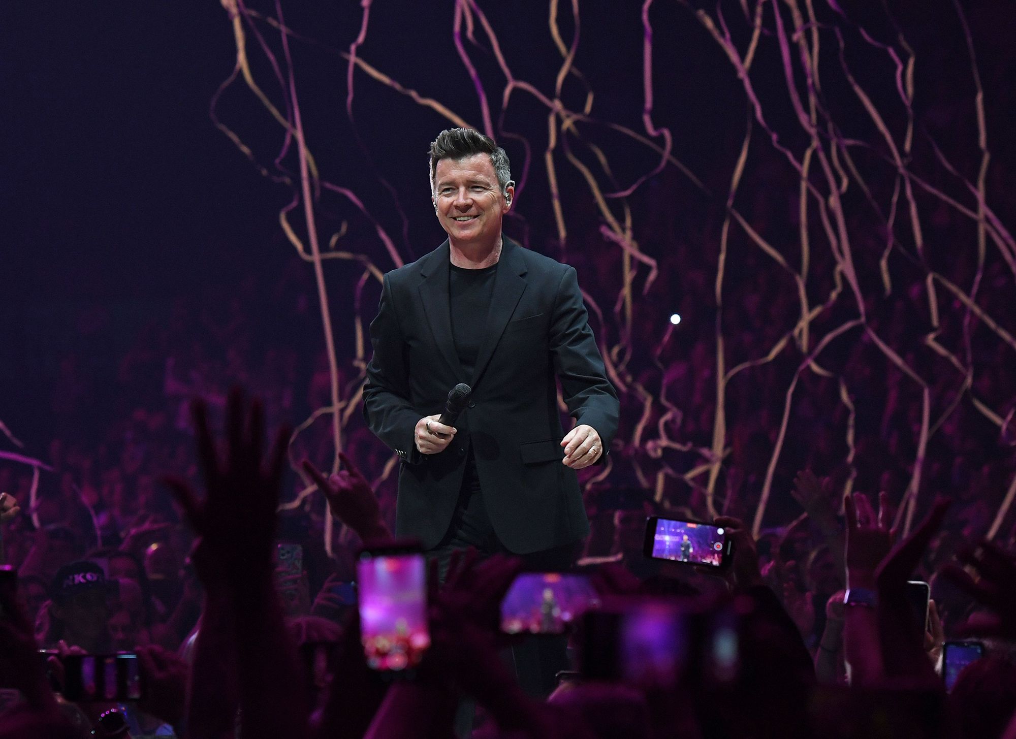 Rickrolling endures: On , Rick Astley's 'Never Gonna Give You Up'  surpasses a billion views - The Washington Post