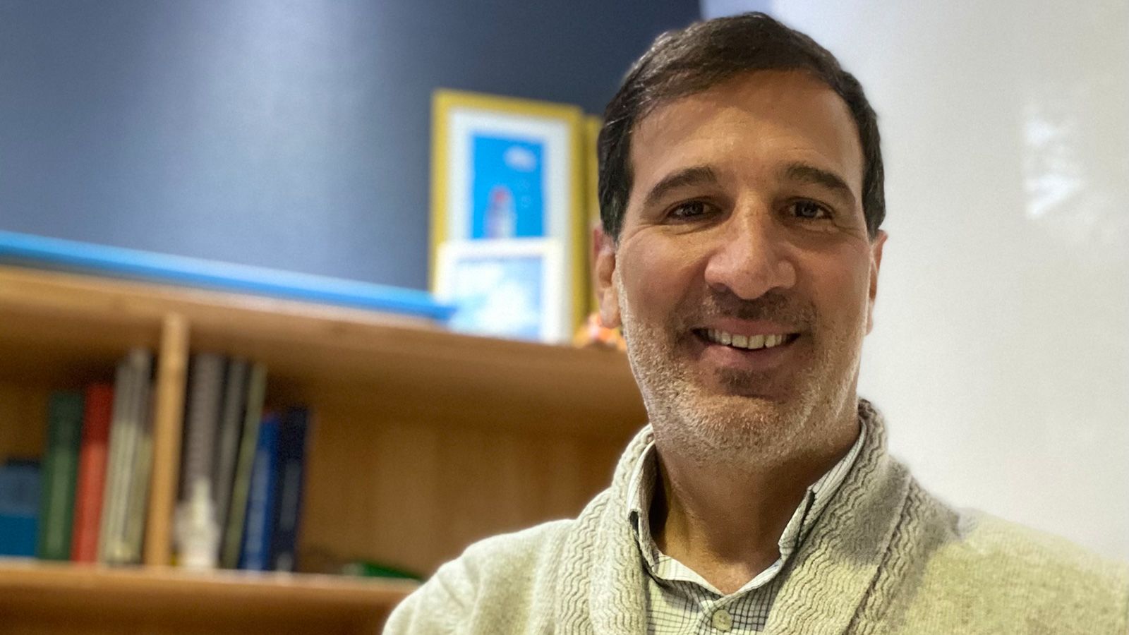 <strong>Diego Colabianchi: </strong>And now they're attracting Argentinian medics, such as Diego Colabianchi, to the town in order to address a doctor shortage. 