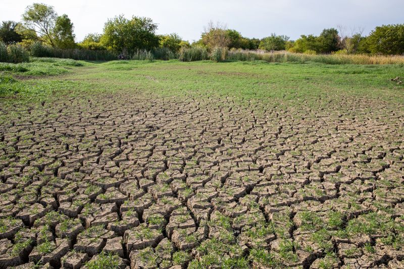 Flash drought intensifies, causing agriculture concerns in the Plains ...