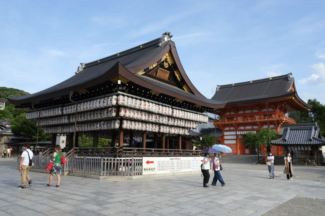 The Yasaka shrine in Kyoto, Japan was usually surrounded by tourists and street vendors.