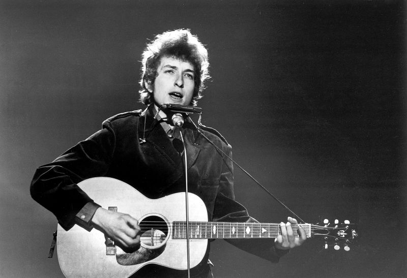 Bob Dylan sex abuse lawsuit thrown out after plaintiff drops case