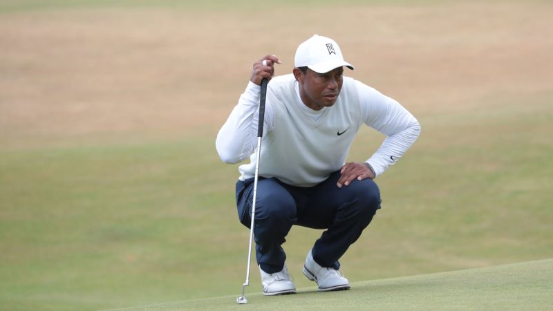 Tacos de golfe supostamente usados ​​por Tiger Woods são vendidos por US $  5,2 milhões - Forbes