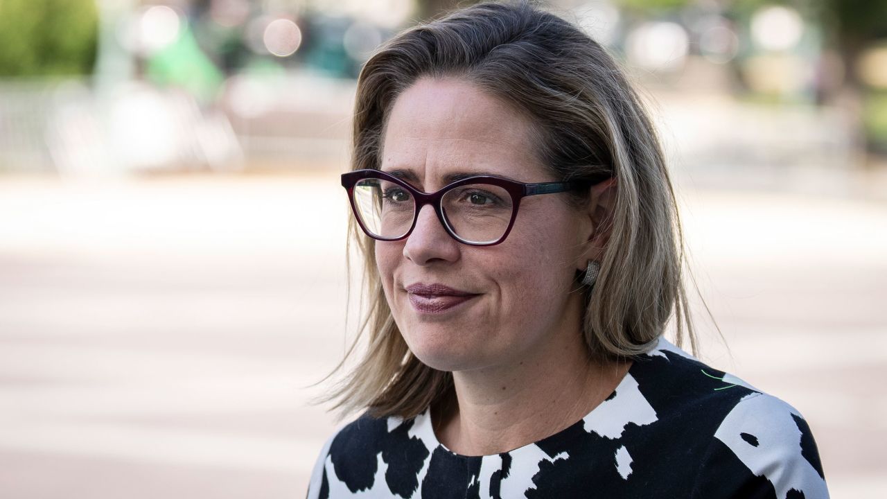 WASHINGTON, DC - AUGUST 3: Sen. Kyrsten Sinema (D-AZ) arrives at the U.S. Capitol for a vote August 3, 2022 in Washington, DC. The Senate is voting on a resolution to ratify Finland and Swedens applications to join NATO. 