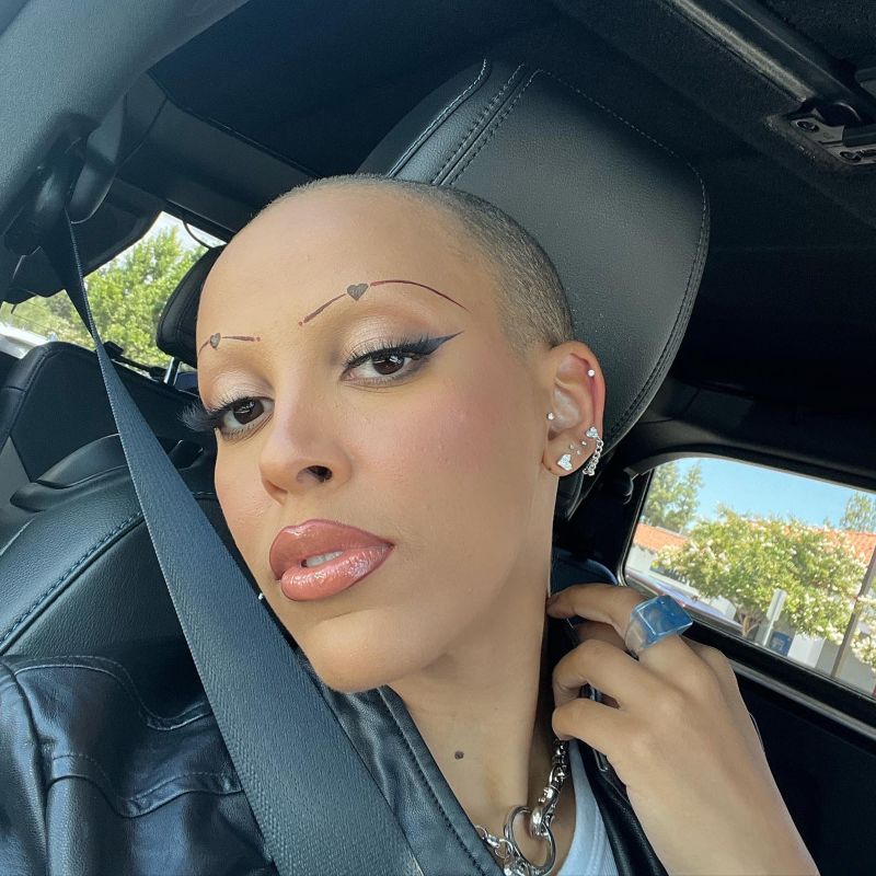 Doja Cat shaved her head and eyebrows on Instagram live CNN