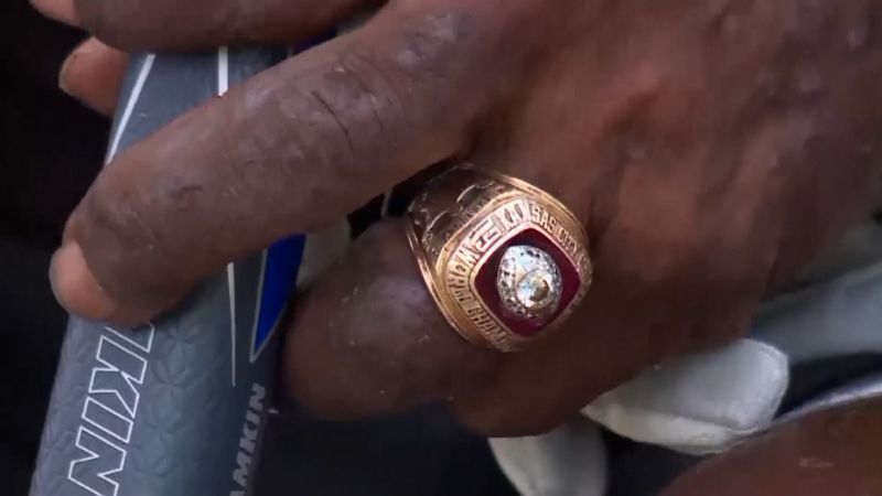 Have you ever seen inside a Super Bowl ring 👀 They brought one of th, Chiefs Super Bowl Ring