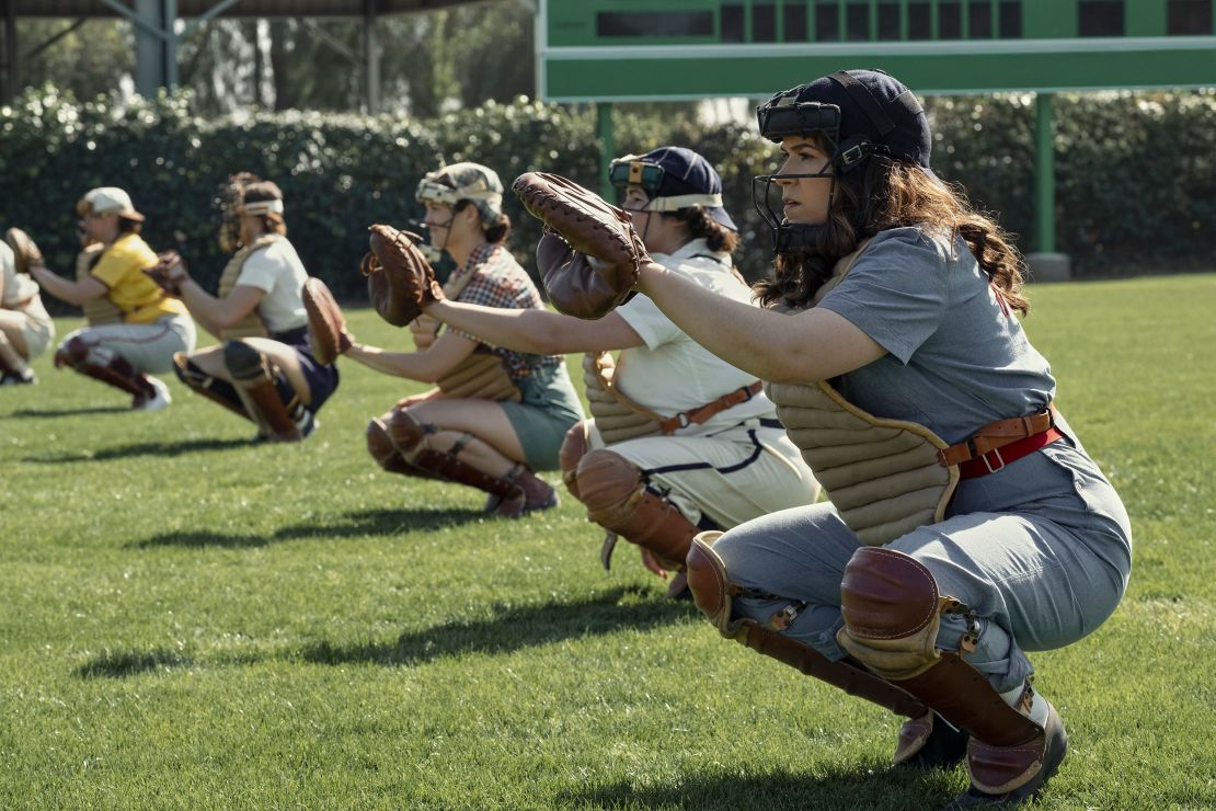 A League of Their Own 2022:  Prime's remake honors the original - Vox