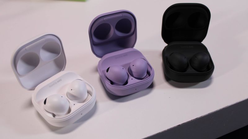The Galaxy Buds 2 Pro earbuds deliver a sleeker design — and a higher $229 price tag | CNN Underscored