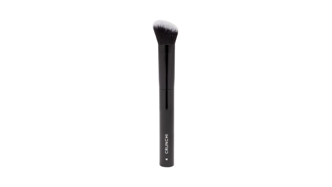 Crunchi No. 4 Angled Blush Brush