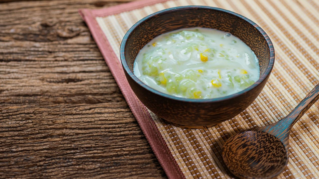 A Thai-style pudding makes a refreshing dessert. Here's sago with corn in coconut milk.
