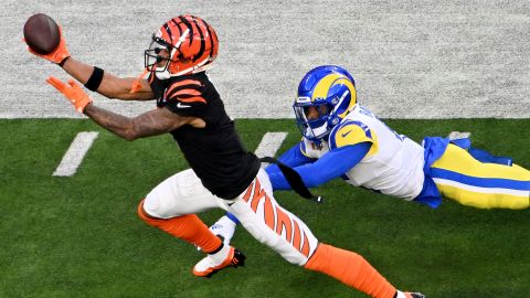 Chase makes a one-handed reception as Rams cornerback Jalen Ramsey defends in the first quarter of Super Bowl LVI.