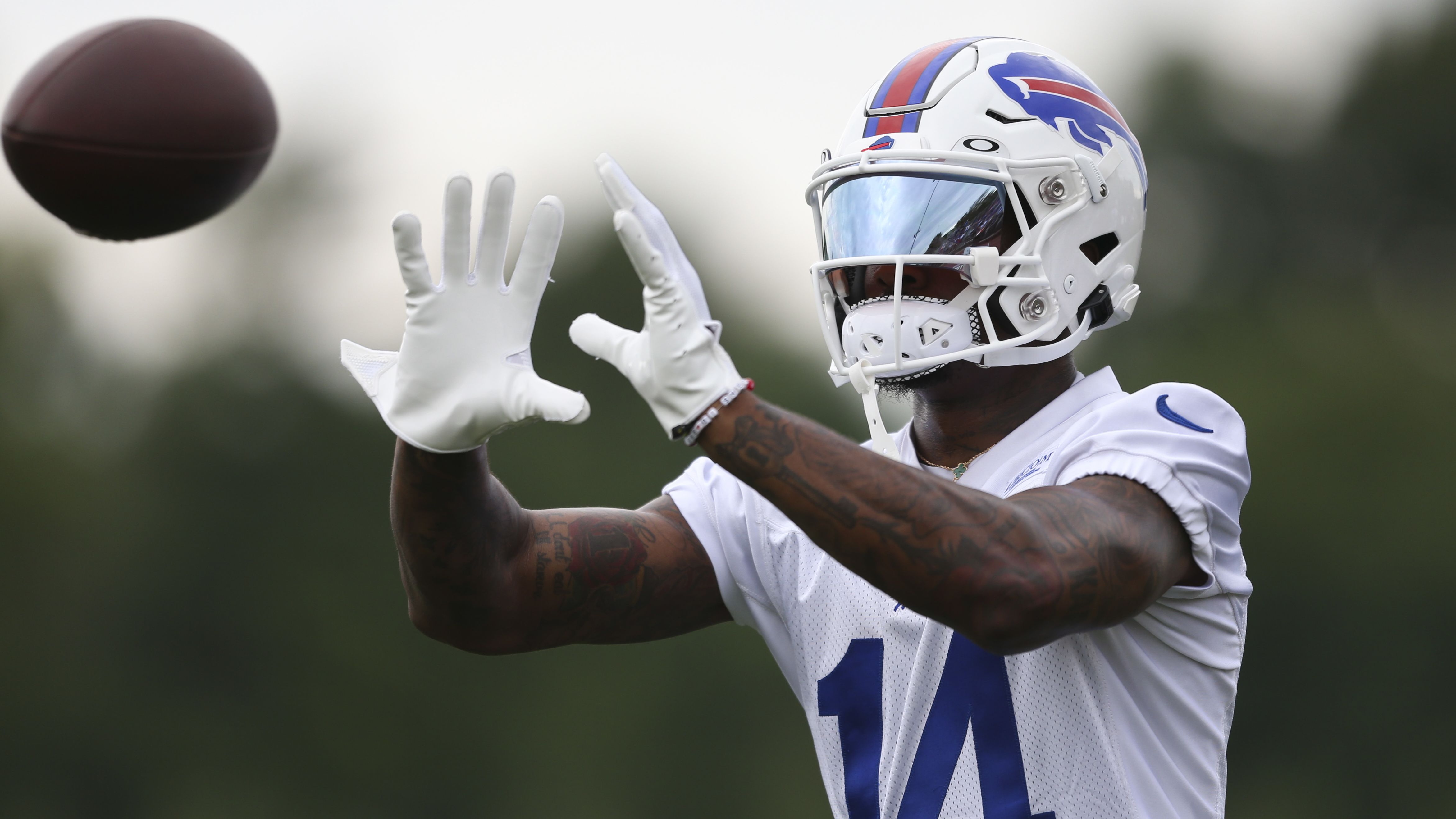 Stefon Diggs makes a catch during Bills training camp.