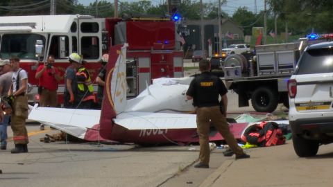 The pilot "heroically navigated" to avoid cars on the roadway before the crash, according to a statement from the Peoria County Coroner's Office.