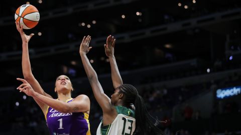 Liz Cambage publicly addressed her split with the Los Angeles Sparks for the first time.