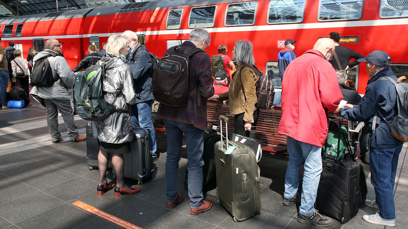 <strong>Maybe </strong><strong><em>too </em></strong><strong>popular: </strong>One traveler said many trains were delayed, which made overcrowding worse. 