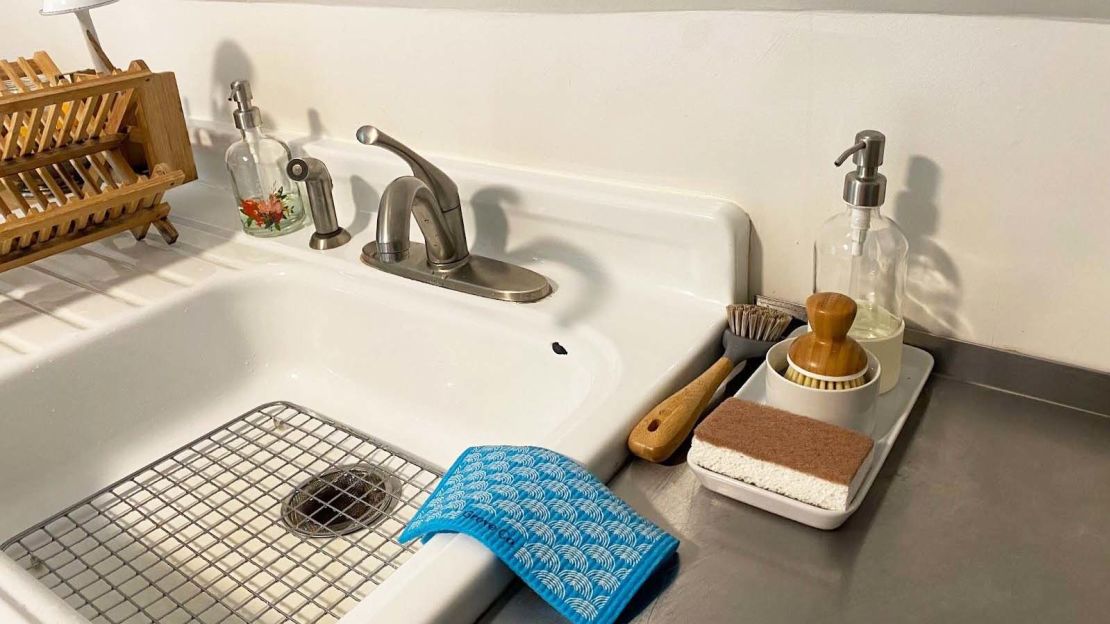 the brush holder by the kitchen sink, antiques