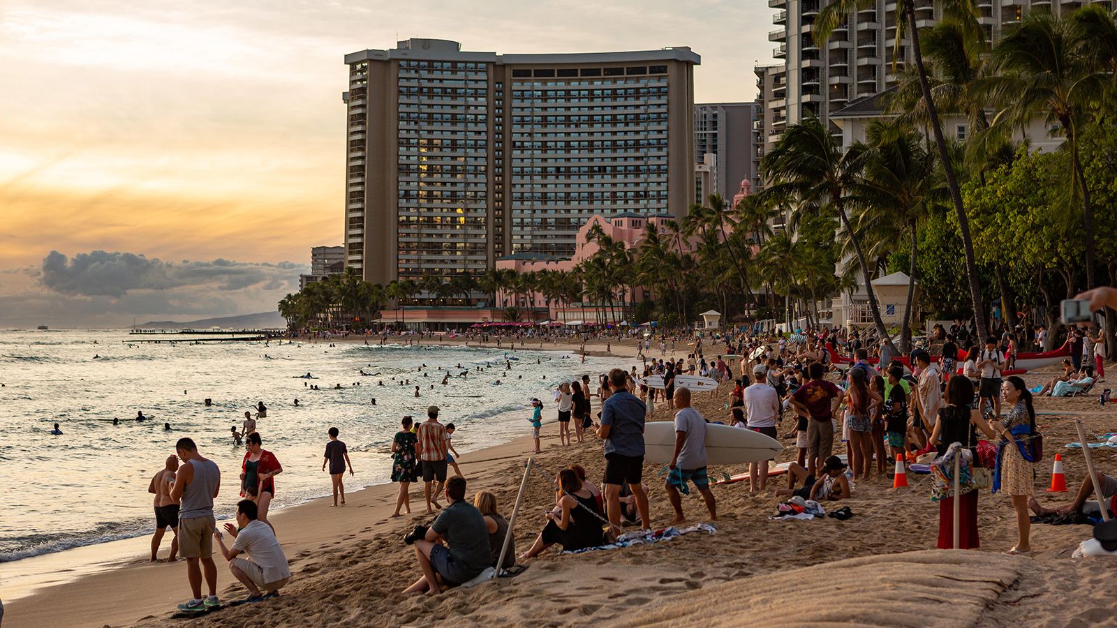 How a vacation to Hawaii can be relaxing for tourists and harmful to