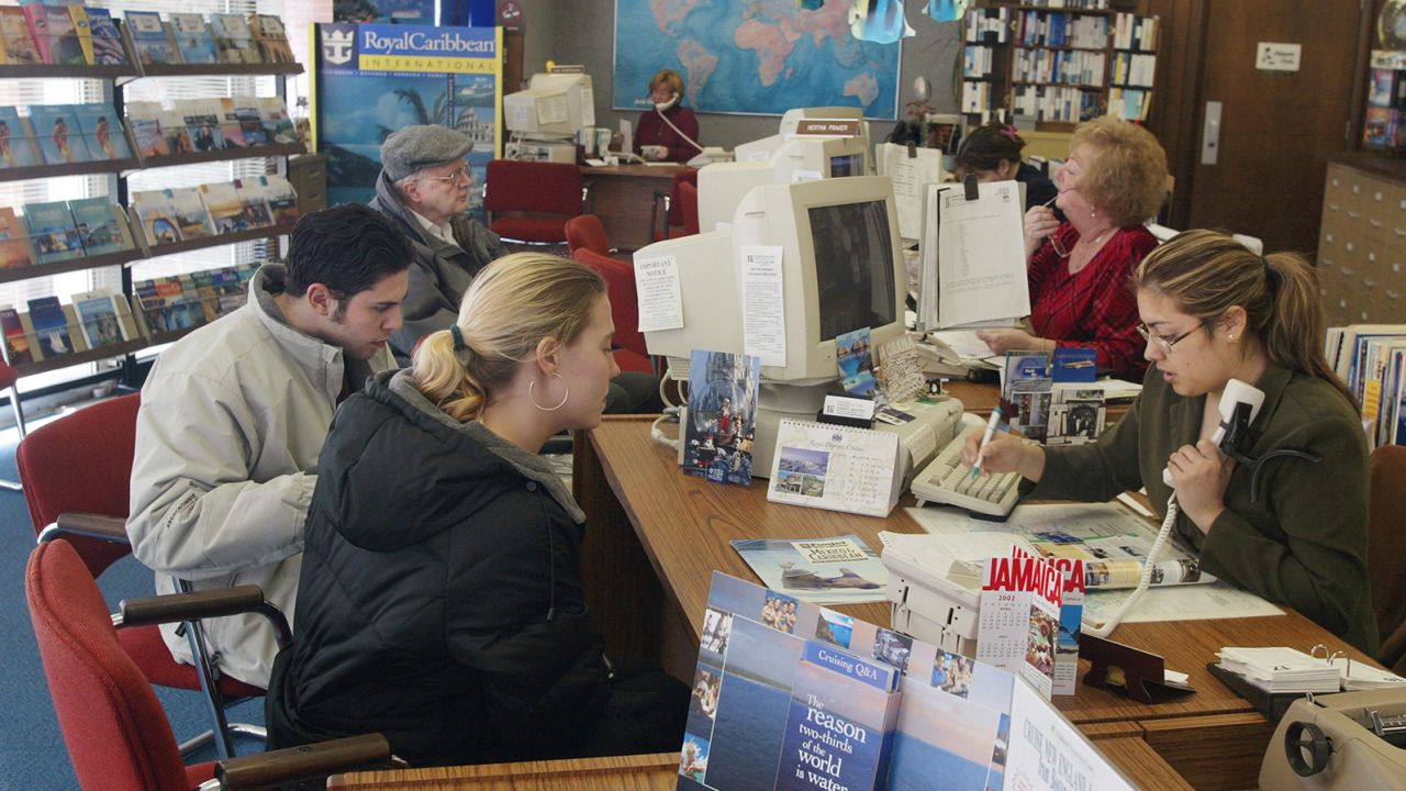 An Illinois travel agency in 2002. 